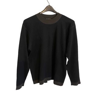 100% silk men sweaters, looks like new.